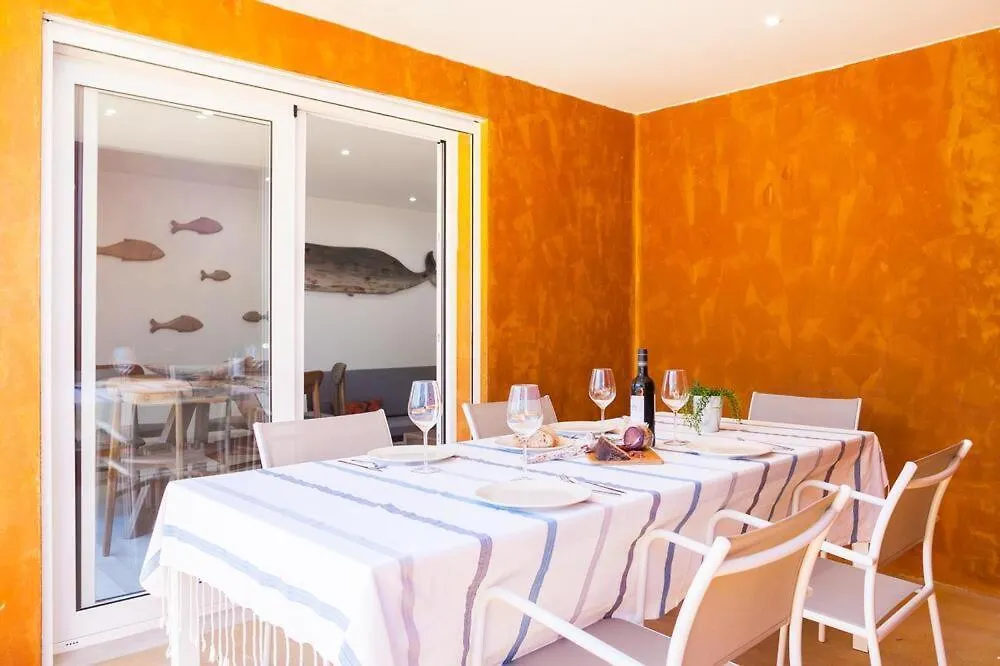 Vista Roses Mar - Villas Batik Spain